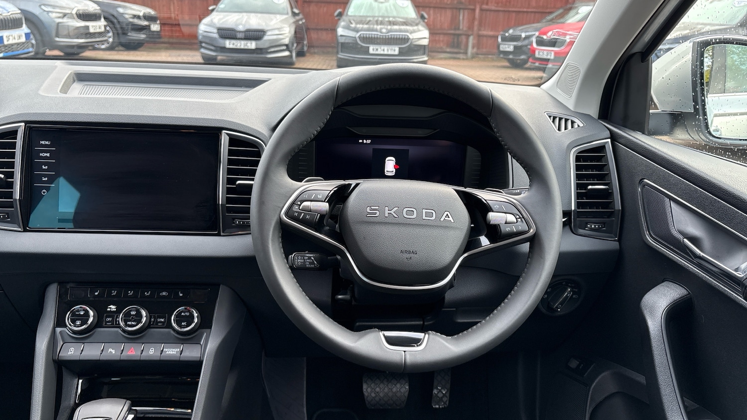 Used Skoda Karoq 2025 for sale - 77206907: Photo 10