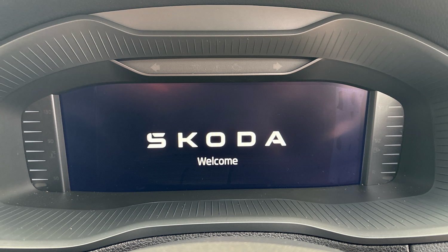 Used Skoda Karoq 2025 for sale - 77206907: Photo 11