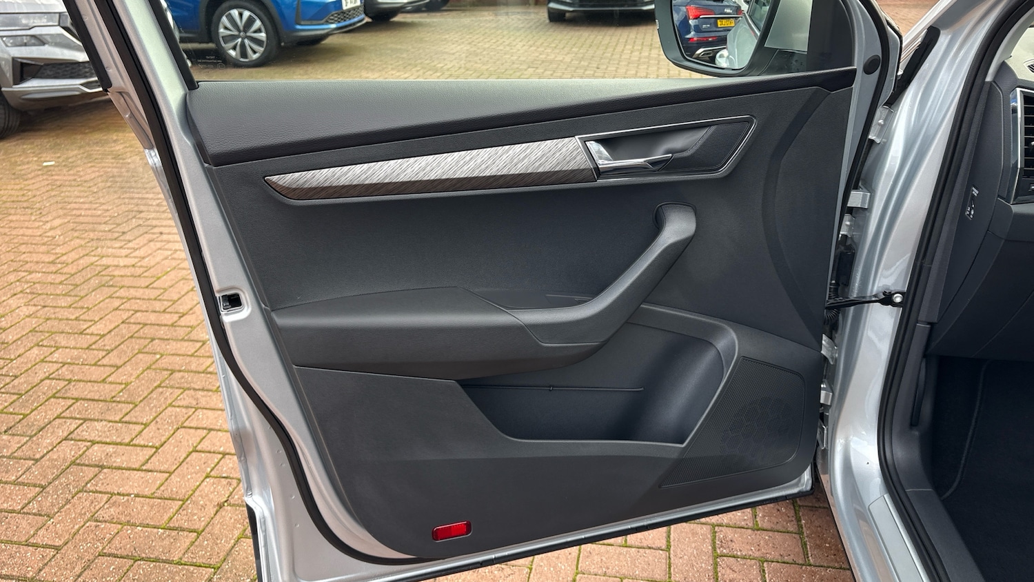 Used Skoda Karoq 2025 for sale - 77206907: Photo 25