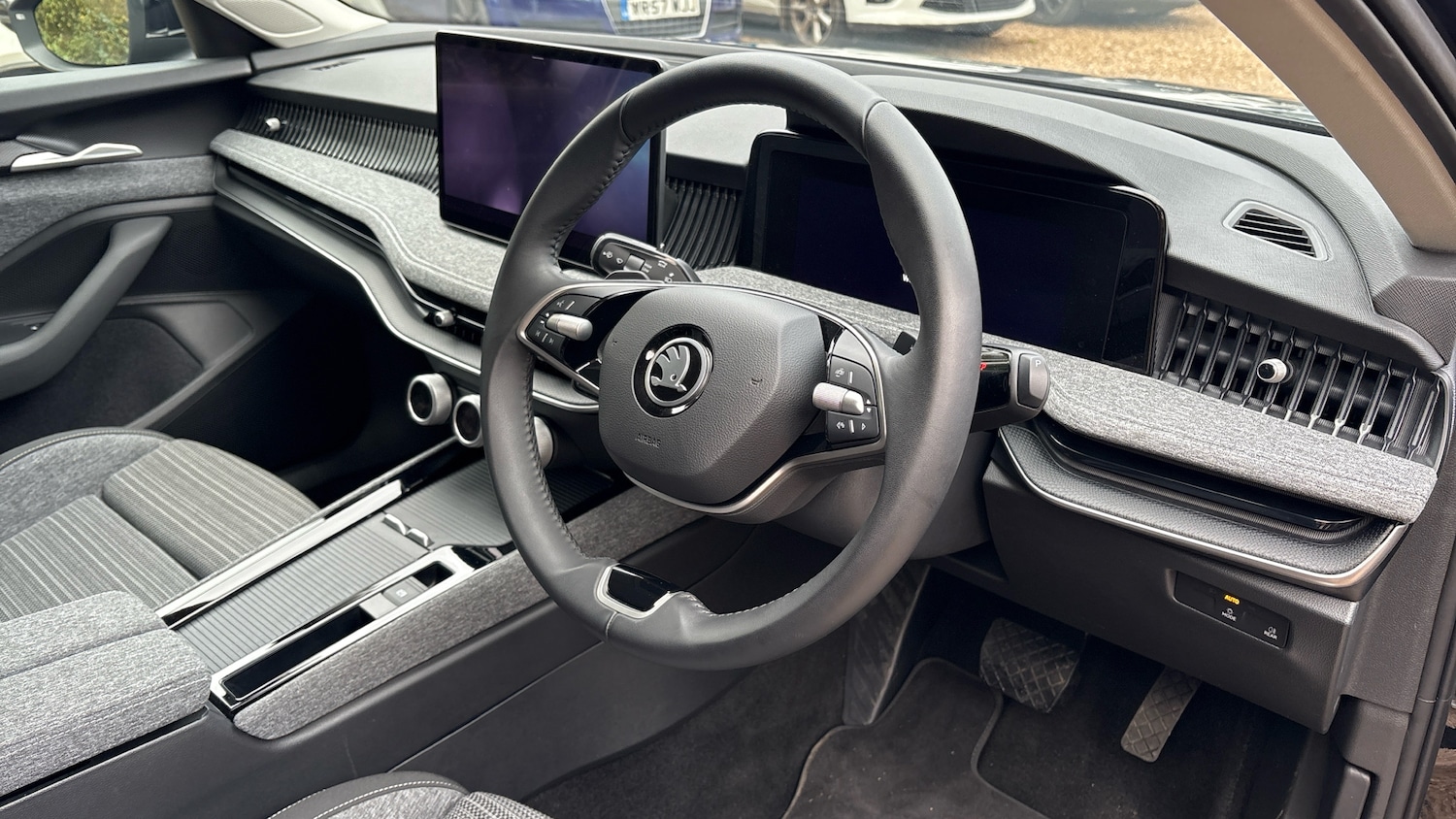 Used Skoda Superb 2024 for sale - 76682290: Photo 6