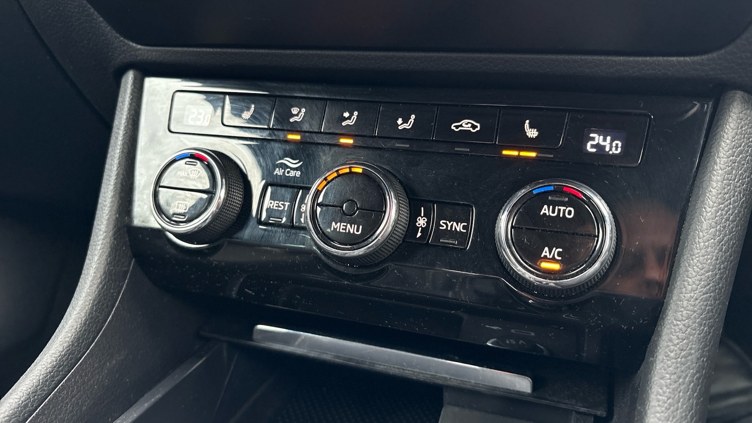 Used Skoda Superb 2023 for sale - 77298263: Photo 13