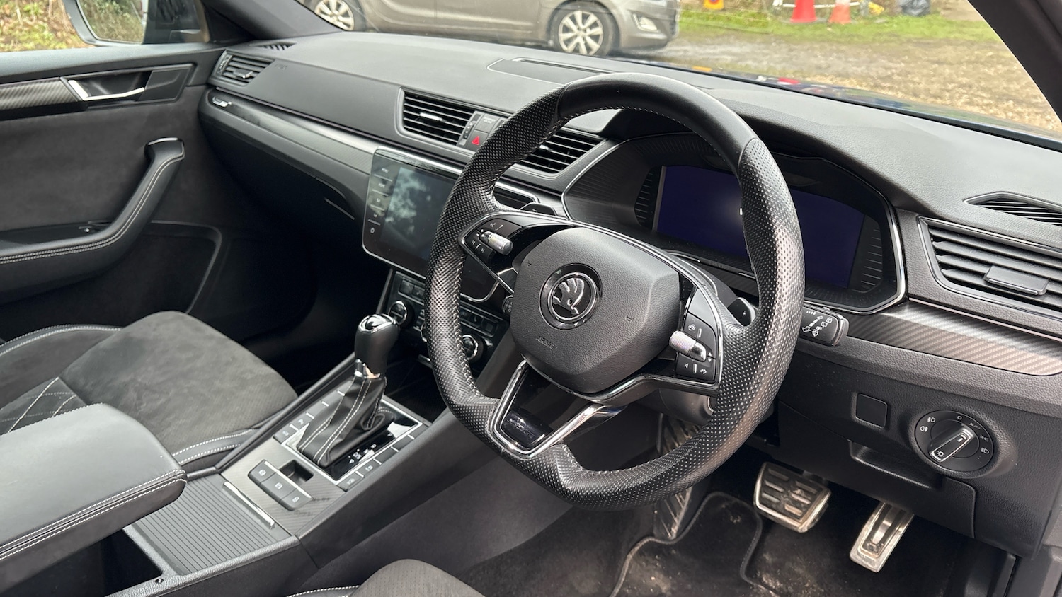 Used Skoda Superb 2023 for sale - 77298263: Photo 6