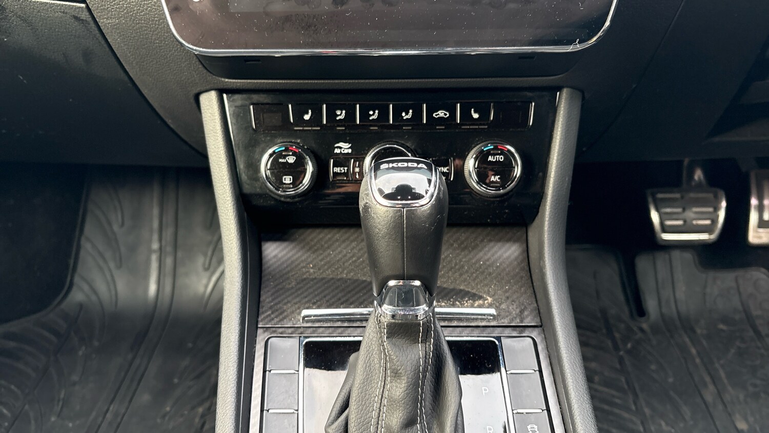 Used Skoda Superb 2023 for sale - 76479457: Photo 13