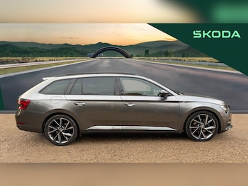 Used Skoda Superb 2023 for sale - 76479457: Photo