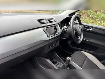 Used Skoda Fabia 2017 for sale - 77046116: Photo