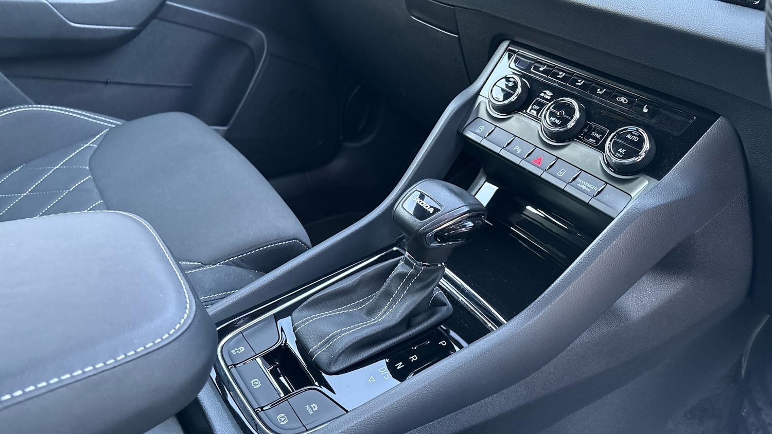 Used Skoda Karoq 2023 for sale - 77163707: Photo 14