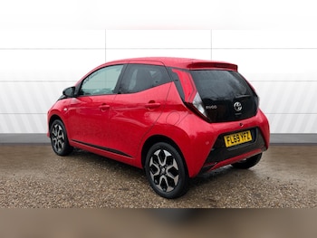 Used Toyota AYGO 2019 for sale - 76784830: Photo
