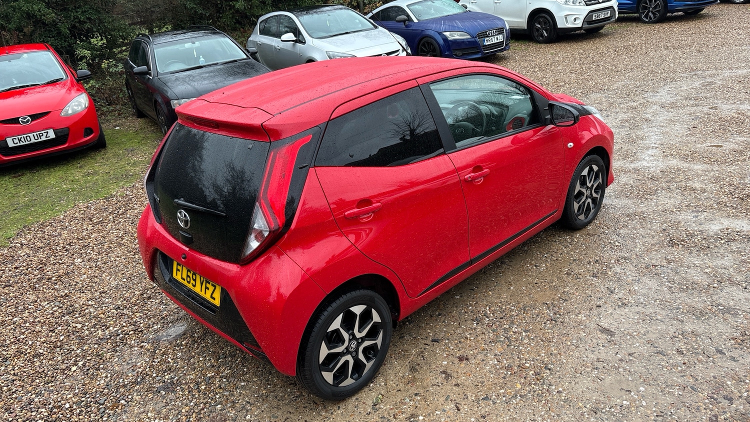 Used Toyota AYGO 2019 for sale - 76784830: Photo 8