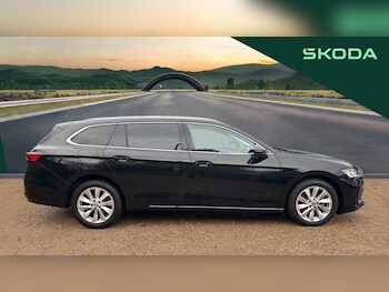 Used Skoda Superb 2024 for sale - 76479496: Photo