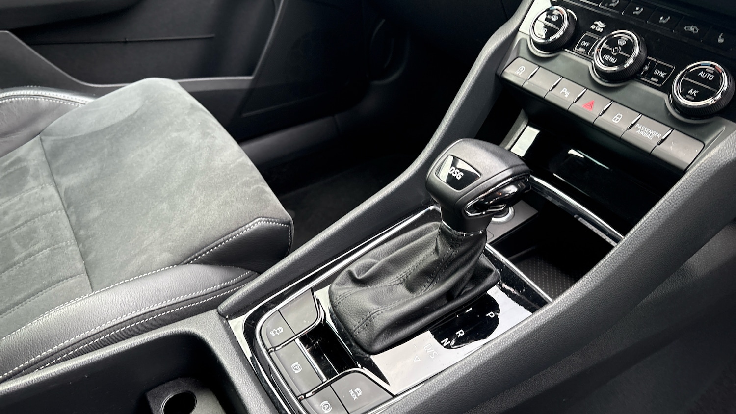 Used Skoda Karoq 2019 for sale - 78210077: Photo 14