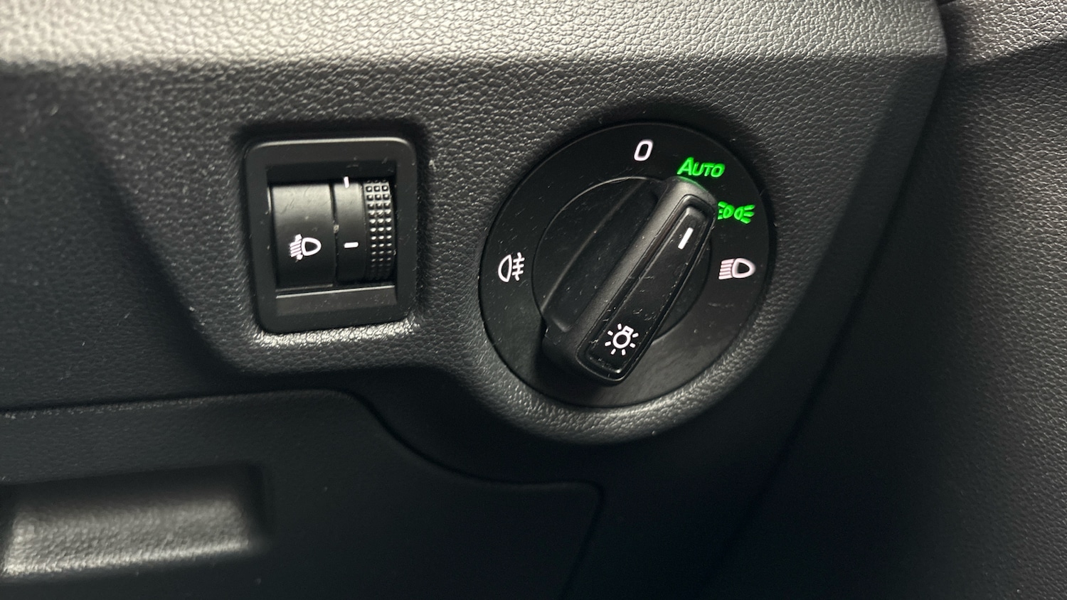 Used Skoda Kamiq 2022 for sale - 76817379: Photo 33