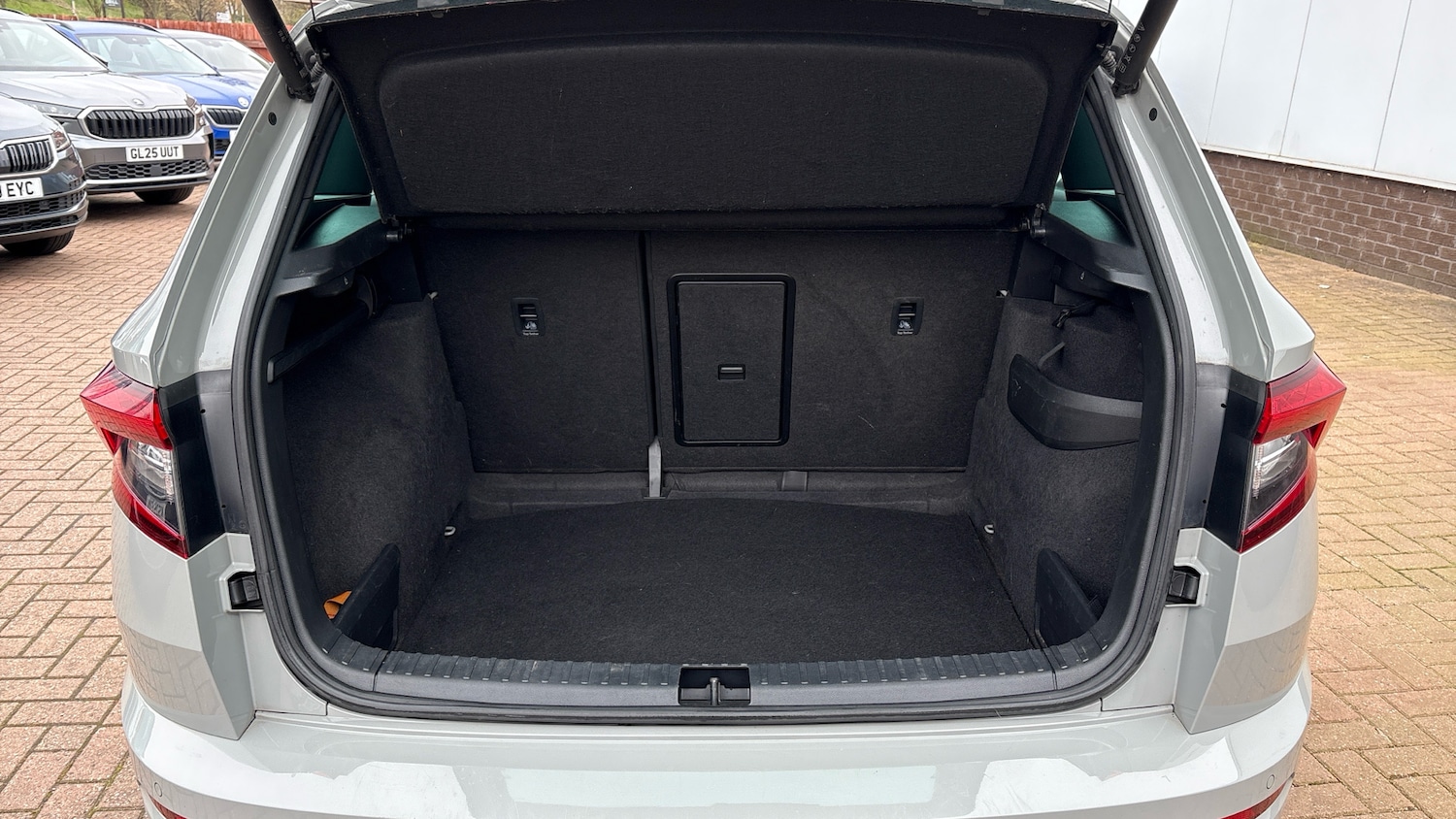 Used Skoda Karoq 2021 for sale - 78190105: Photo 4