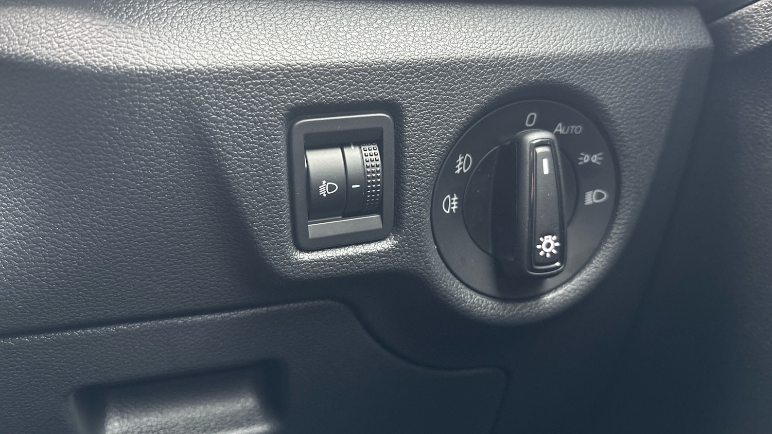 Used Skoda Scala 2025 for sale - 77298175: Photo 38