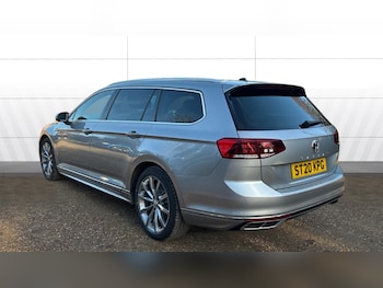 Used Volkswagen Passat 2020 for sale - 76907688: Photo