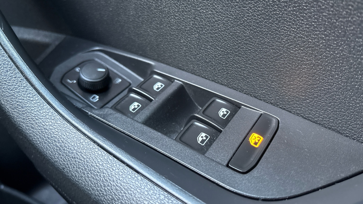 Used Skoda Karoq 2023 for sale - 77342525: Photo 39