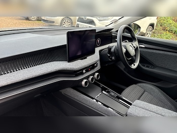 Used Skoda Superb 2024 for sale - 77179932: Photo