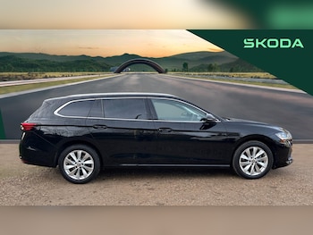 Used Skoda Superb 2024 for sale - 77179932: Photo