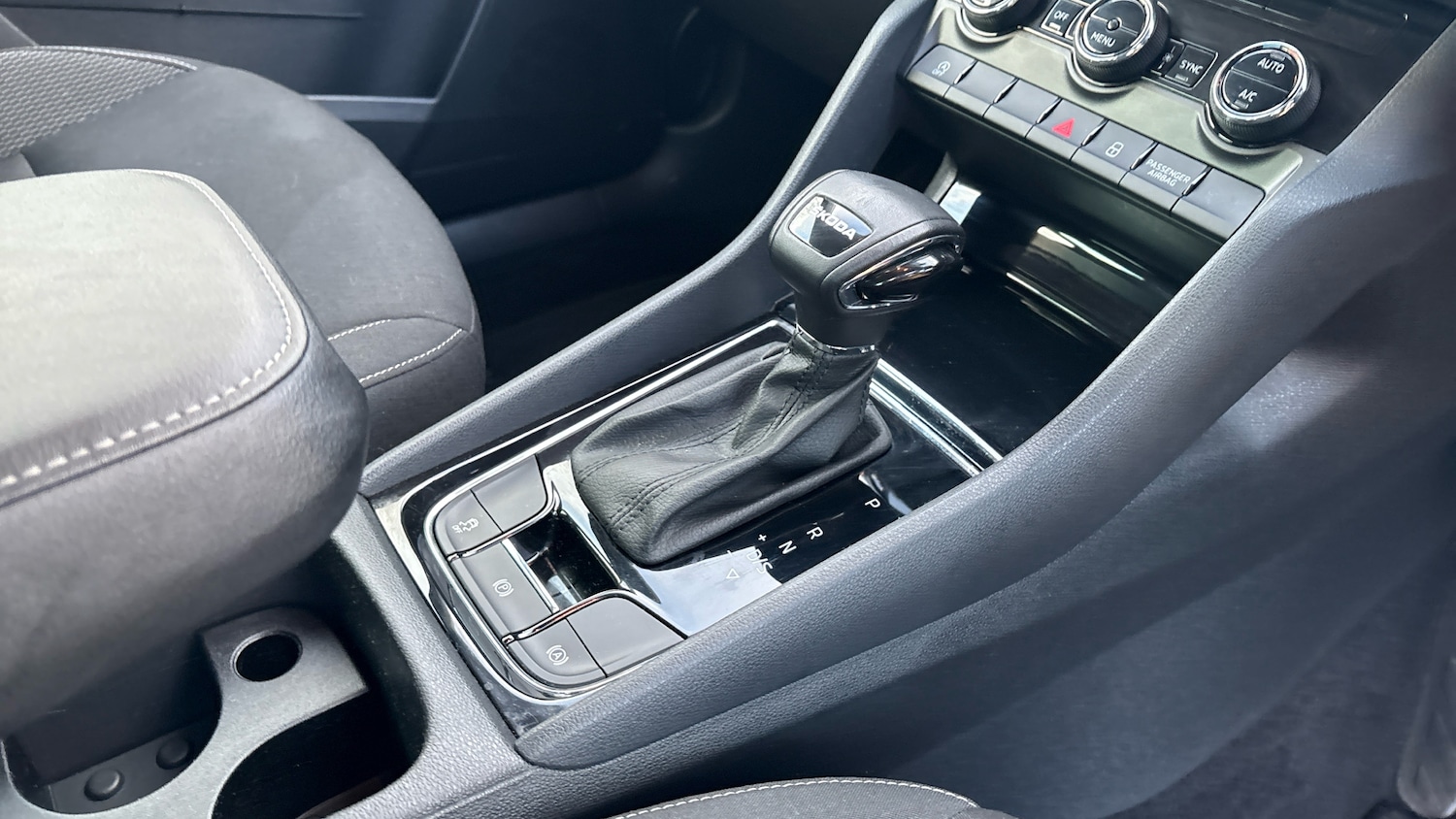 Used Skoda Karoq 2023 for sale - 77298262: Photo 14