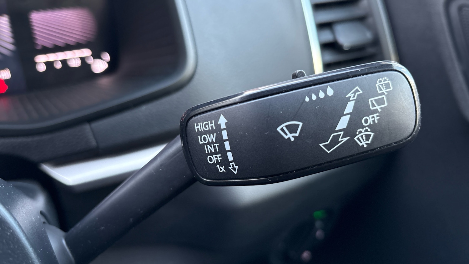 Used Skoda Karoq 2023 for sale - 77298262: Photo 35