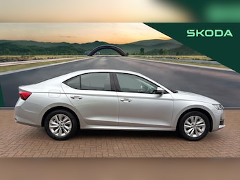 Used Skoda Octavia 2024 for sale - 76568384: Photo