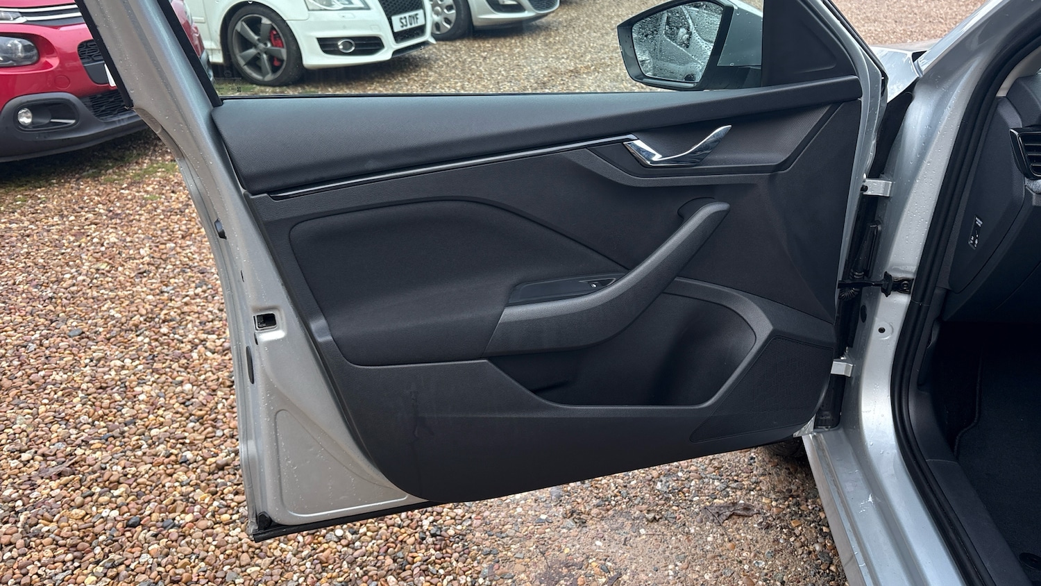 Used Skoda Kamiq 2025 for sale - 76882282: Photo 25