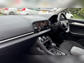 Used Skoda Karoq 2024 for sale - 76479455: Photo