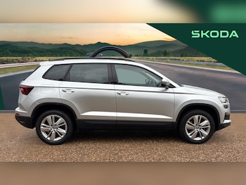 Used Skoda Karoq 2024 for sale - 76479455: Photo