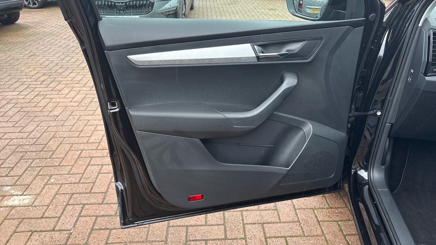 Used Skoda Karoq 2025 for sale - 76568380: Photo 26