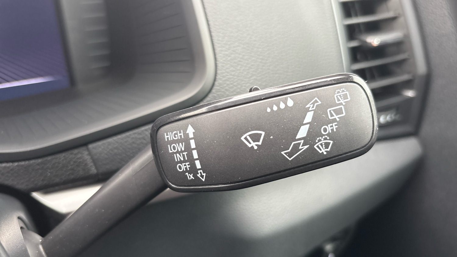 Used Skoda Karoq 2025 for sale - 76568380: Photo 36