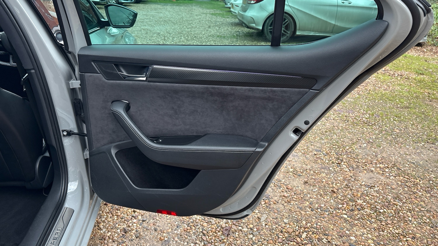 Used Skoda Superb 2020 for sale - 77000960: Photo 35