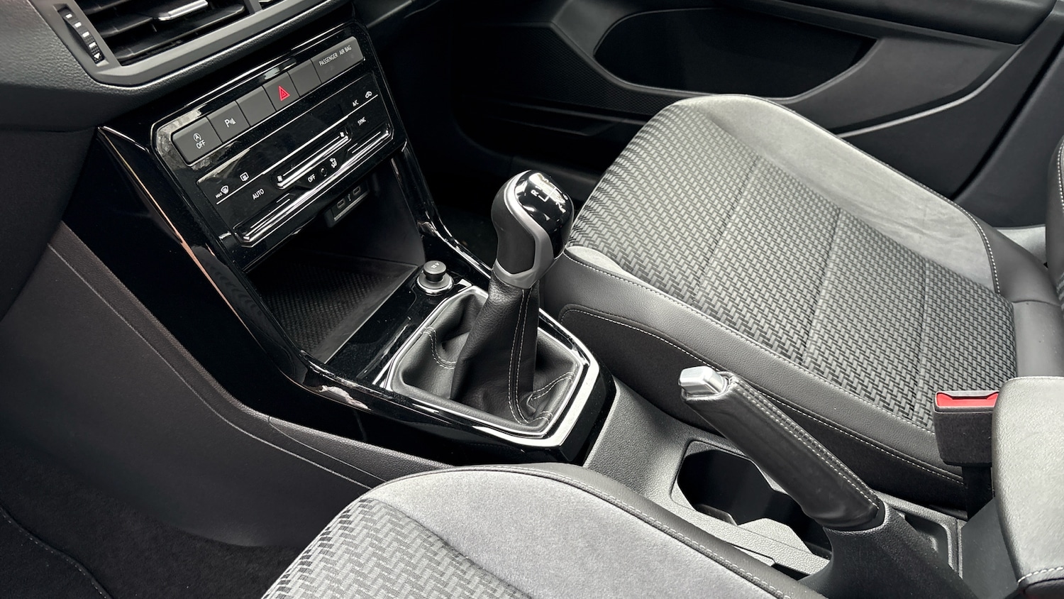 Used Volkswagen T-Cross 2022 for sale - 77210931: Photo 13