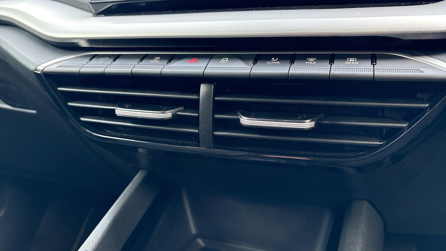 Used Skoda Octavia 2024 for sale - 77298176: Photo 13