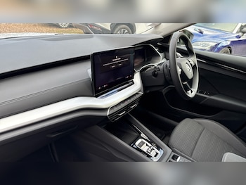 Used Skoda Octavia 2024 for sale - 77298176: Photo