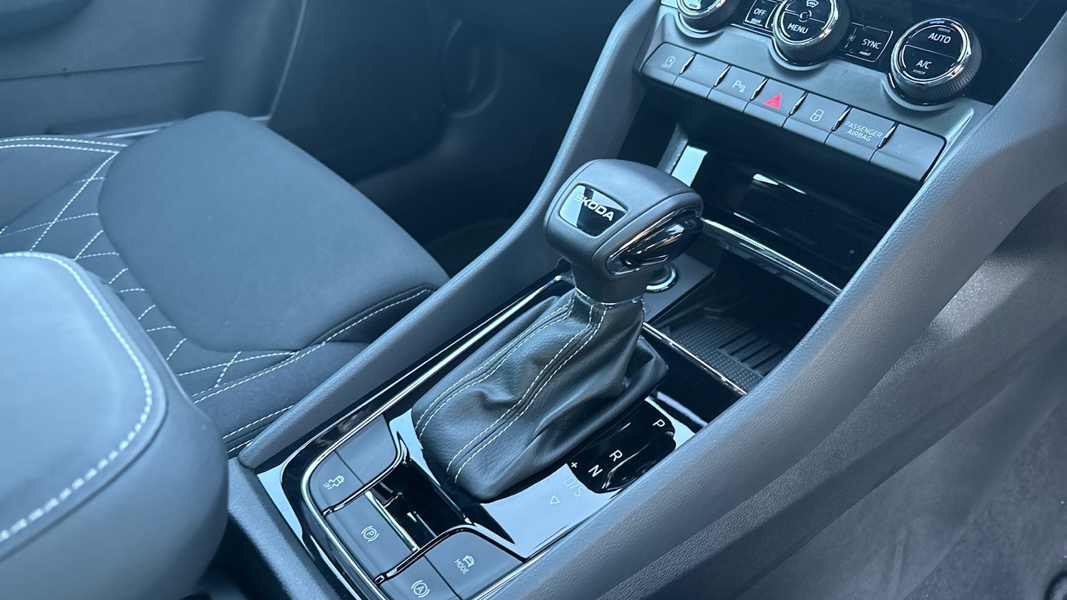 Used Skoda Karoq 2025 for sale - 76882283: Photo 14