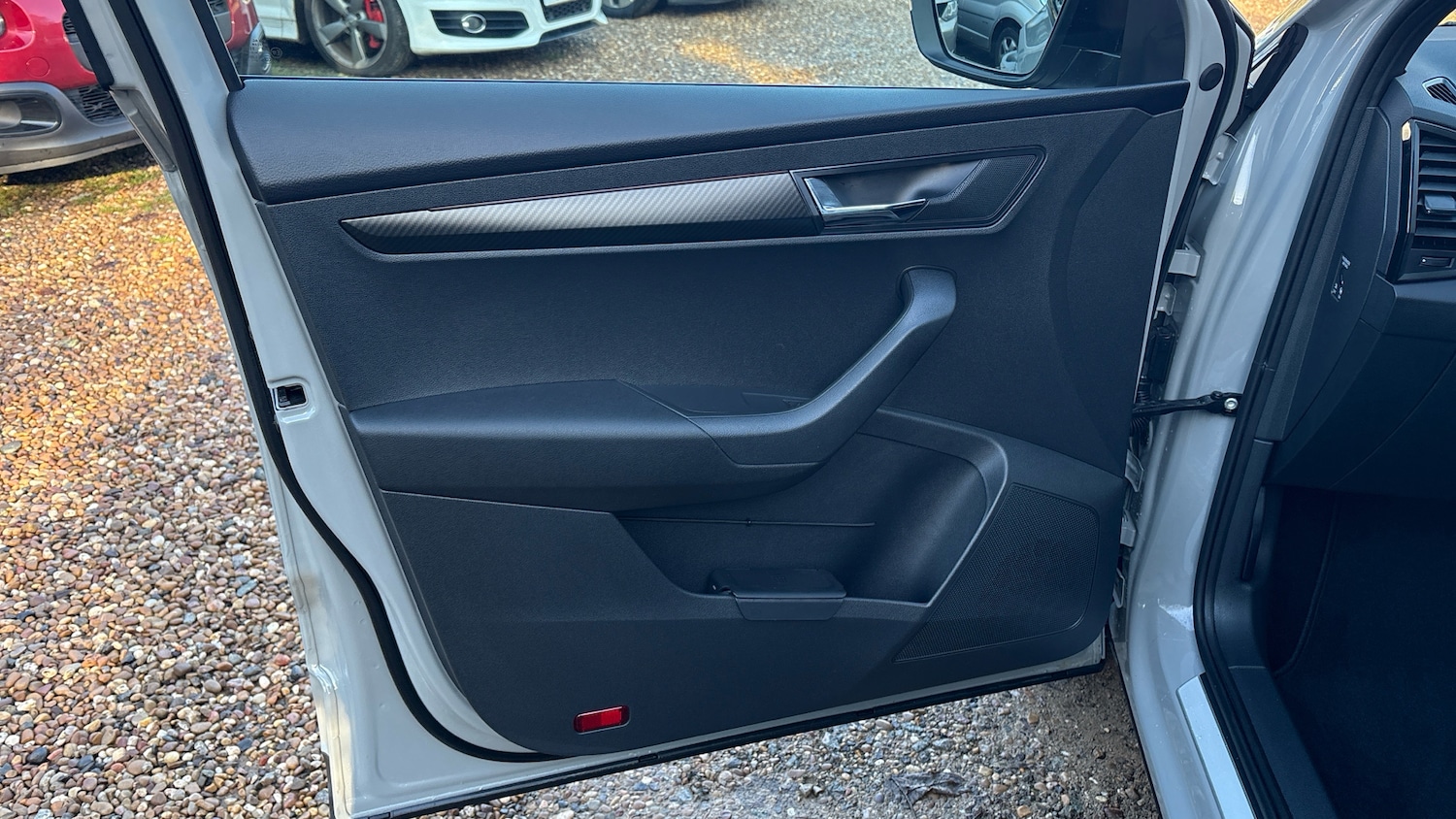 Used Skoda Karoq 2025 for sale - 76882283: Photo 26