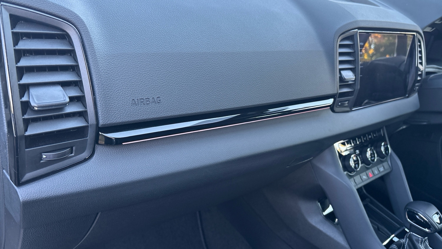 Used Skoda Karoq 2025 for sale - 76882283: Photo 27