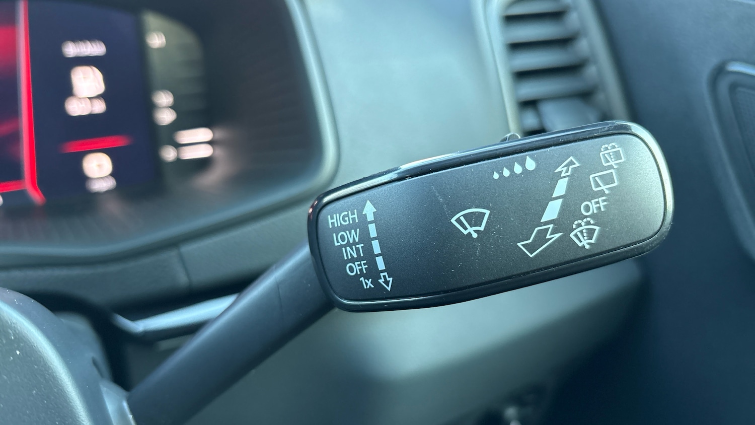 Used Skoda Karoq 2025 for sale - 76882283: Photo 40