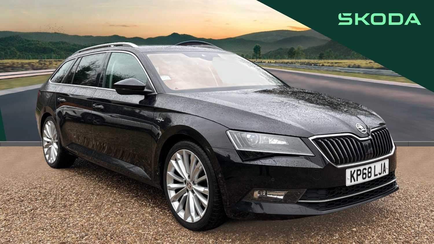 Used Skoda Superb 2018 for sale - 76817378: Photo 1