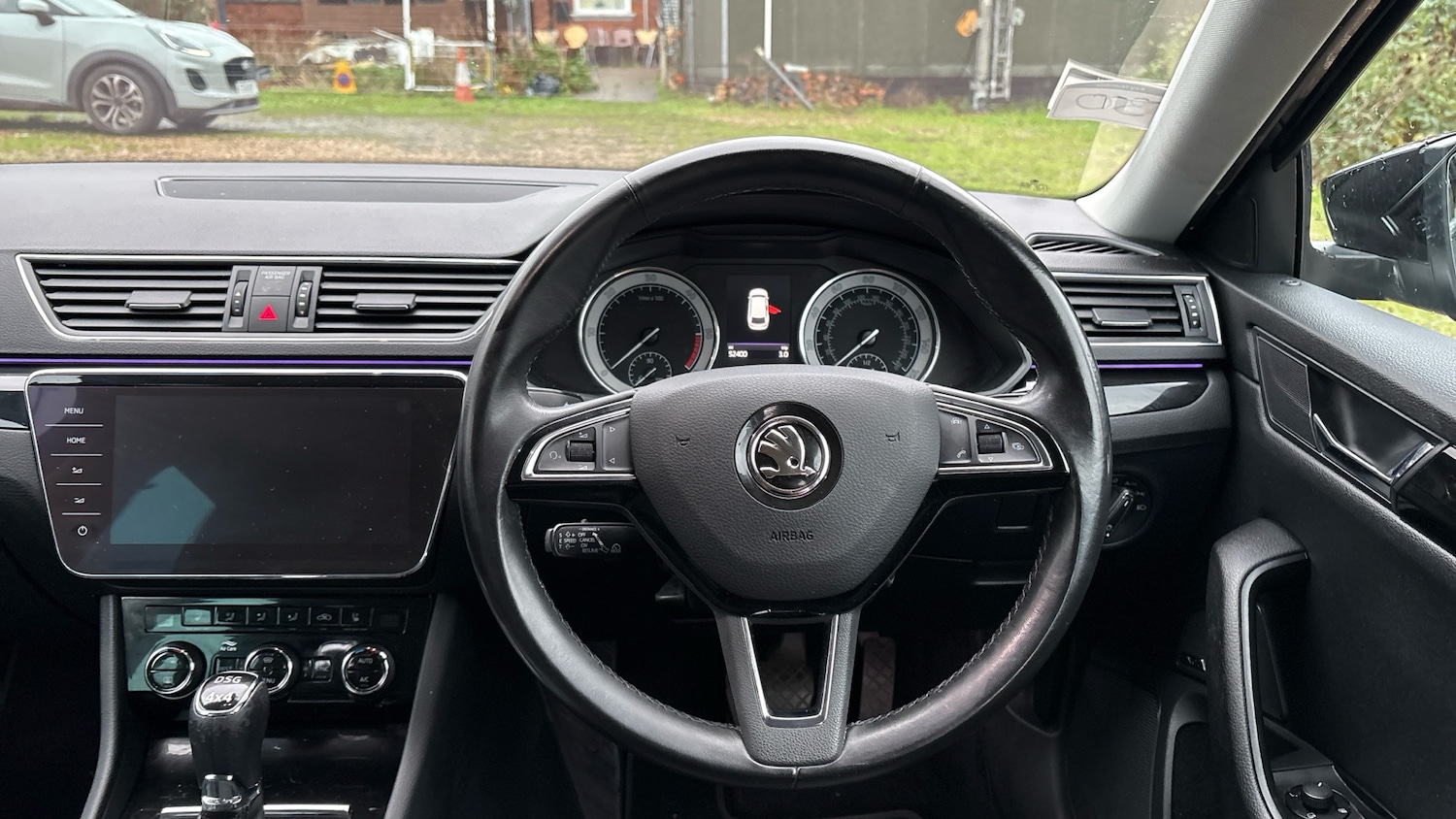 Used Skoda Superb 2018 for sale - 76817378: Photo 10