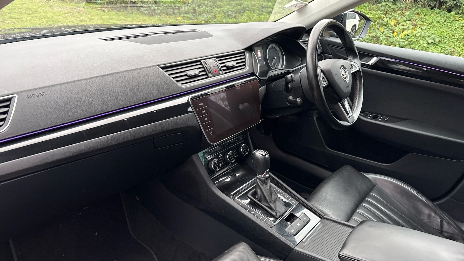 Used Skoda Superb 2018 for sale - 76817378: Photo 2