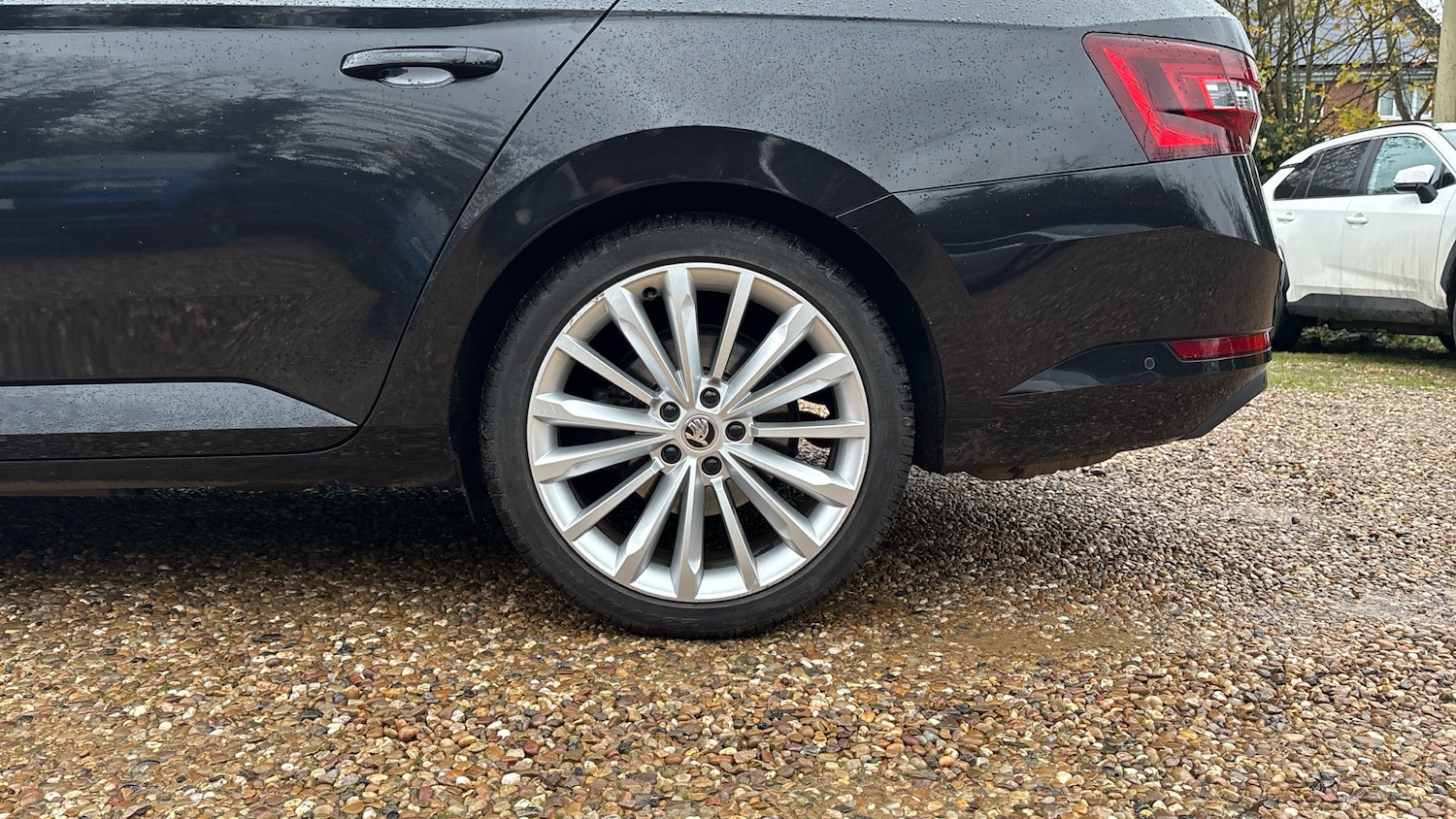 Used Skoda Superb 2018 for sale - 76817378: Photo 31