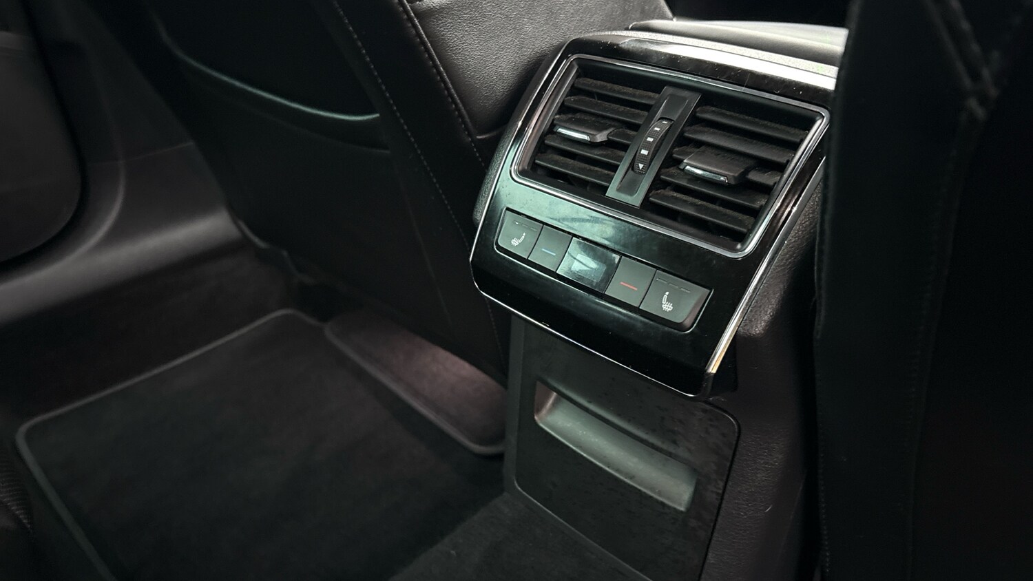 Used Skoda Superb 2018 for sale - 76817378: Photo 37