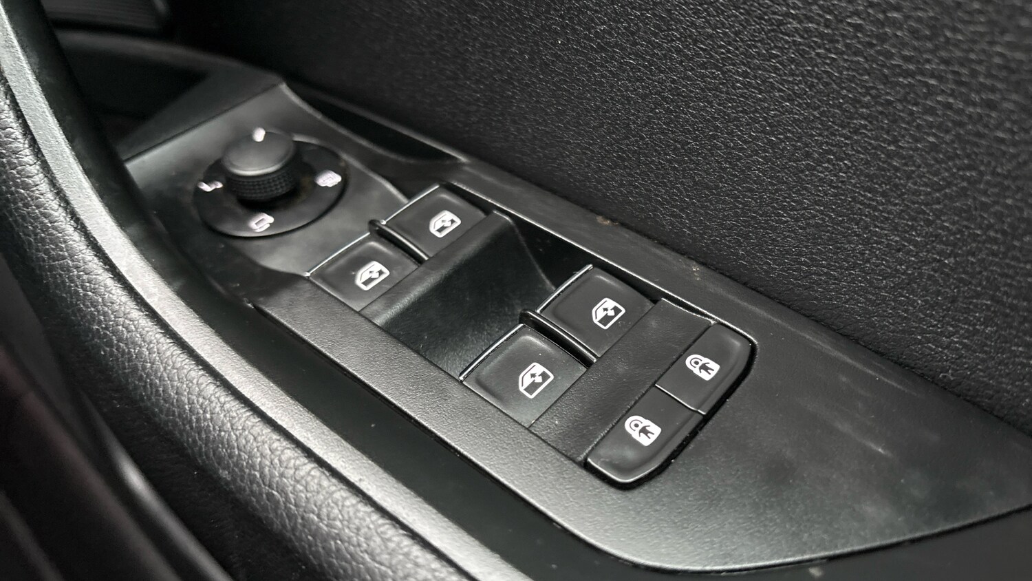 Used Skoda Superb 2018 for sale - 76817378: Photo 40