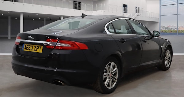Used Jaguar XF 2013 for sale - 75613136: Photo 3