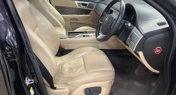 Used Jaguar XF 2013 for sale - 75613136: Photo 9
