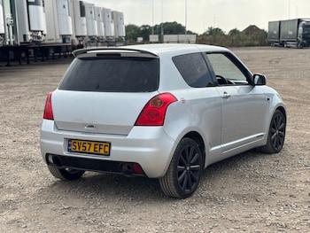 Used Suzuki Swift 2007 for sale - 75523685: Photo
