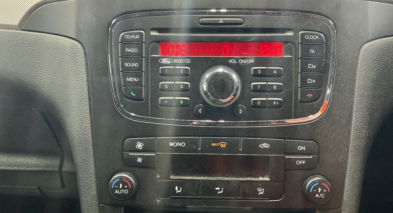 Used Ford S-Max 2013 for sale - 77562770: Photo 10