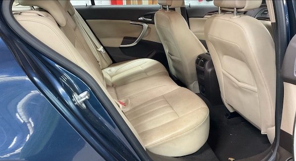 Used Vauxhall Insignia 2010 for sale - 75614509: Photo 6