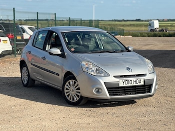 Used Renault Clio 2010 for sale - 75530172: Photo