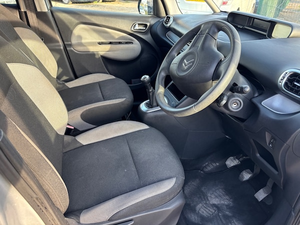Used Citroen C3 Picasso 2009 for sale - 75694702: Photo 13